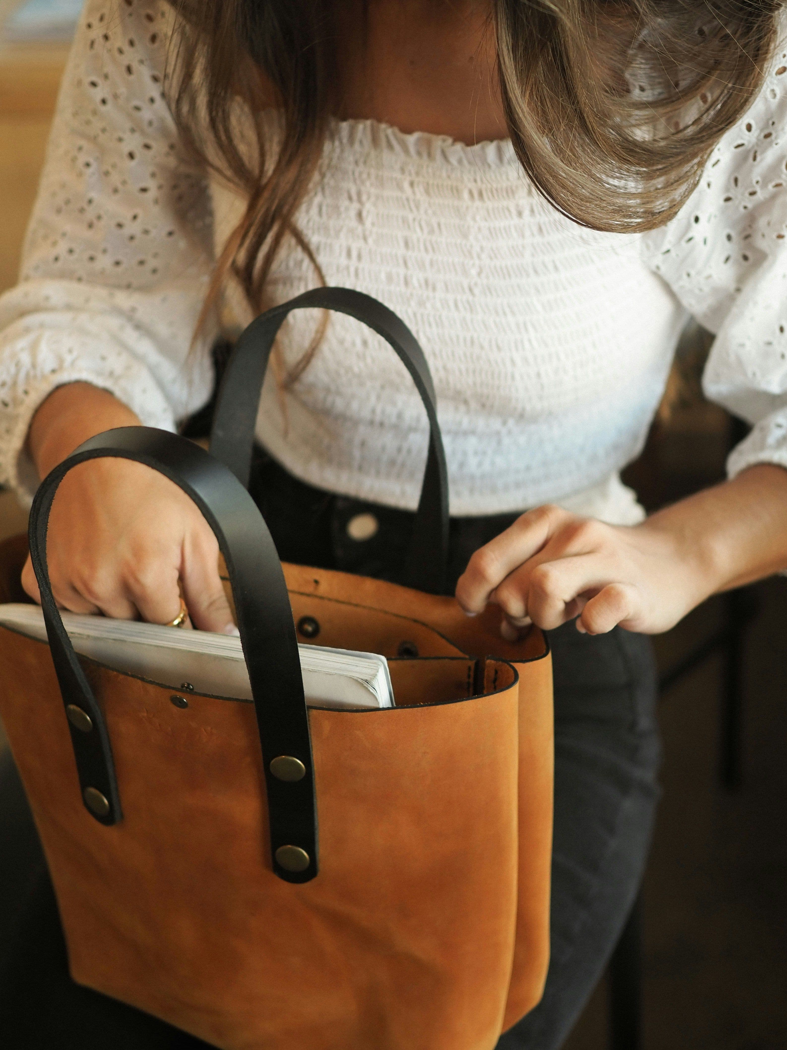 Cuyana Classic Easy Tote